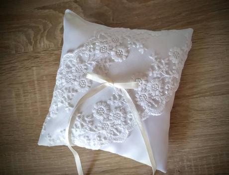 svadobný vankúšik na obrúčky - Obrázok č. 1
