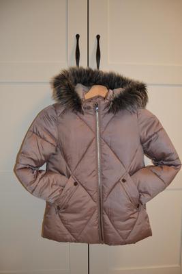 Dievčenská zimná bunda, veľ. 128, TOP STAV - Obrázok č. 1