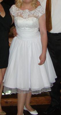 Svadobné šaty - Obrázok č. 1