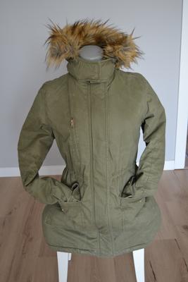 Dámska zimná bunda predĺžená zelená, veľ. 38 - Obrázok č. 1
