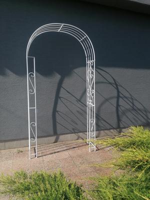 Biela kovová svadobná brána - Obrázok č. 1