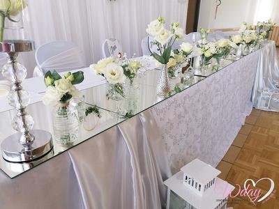 Dekoracna latka  na predný stôl - biela/strieborná - Obrázok č. 1