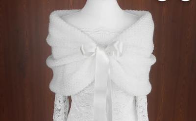 Pletený prehoz / bolerko na svadobné šaty - Obrázok č. 1