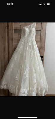 Svadobné saty Pronovias Varda 2022 - Obrázok č. 1