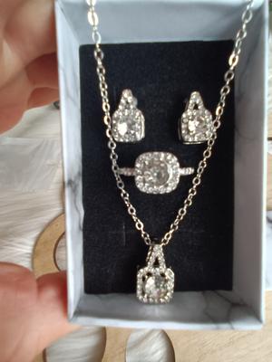 Elegantný, krásny 3 komplet z bielym zirkónom - Obrázok č. 1