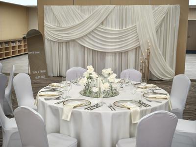 Ivory okrúhle obrusy - Obrázok č. 1