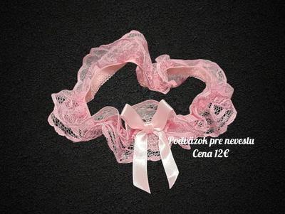 Ružový podväzok pre nevestu - Obrázok č. 1