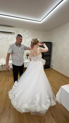 Krásne svadobné šaty - Obrázok č. 1